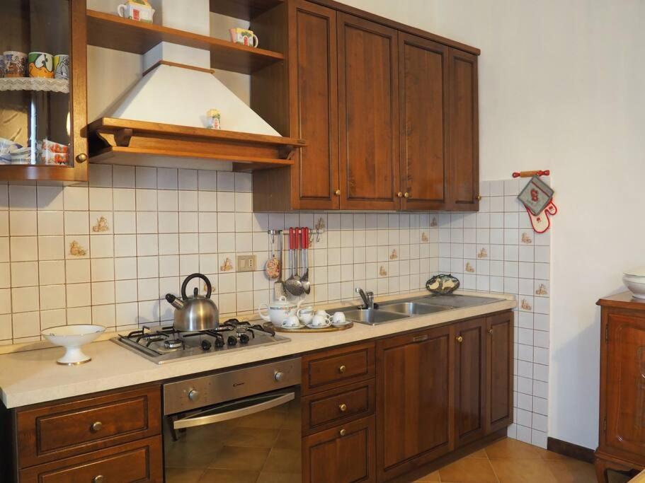 Casa Volpe Lägenhet Magliano Alfieri Exteriör bild